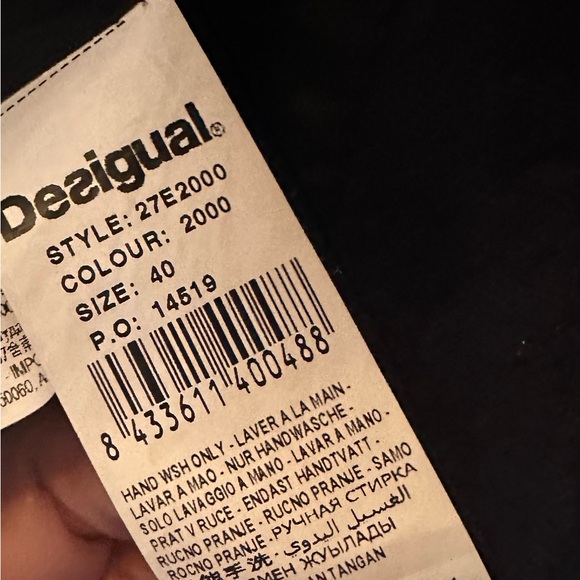 Desigual brocade jacket in black size 40 in good used condition - Picture 6 of 6